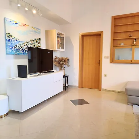 شقة Avalena Penthouse زادار