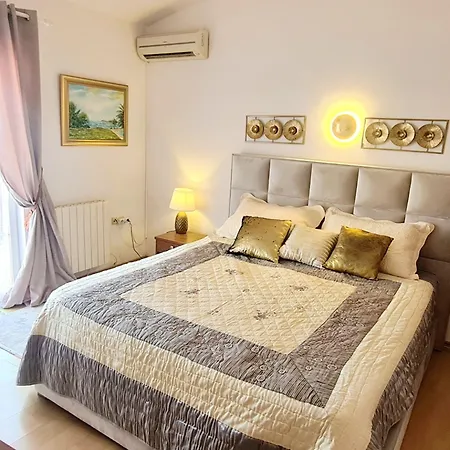 شقة Avalena Penthouse زادار