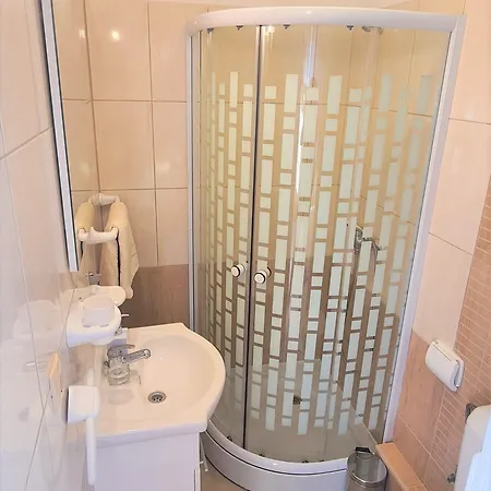 Avalena Penthouse زادار