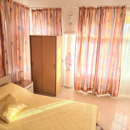 Avalena Penthouse شقة *